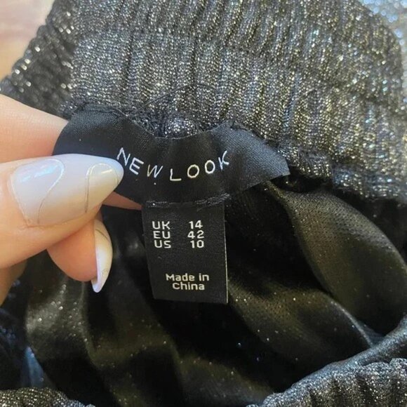 New Look silver glitter midi skirt - Picture 3 of 6